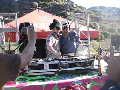 Psykovsky Baja México [From Russia With Love]