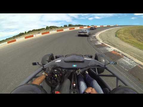 McLaren MP4-12C vs Ariel Atom