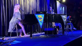 Debbie Gibson-Who Loves Ya Baby-Acoustic Youth, San Juan Capistrano, 09-26-2024
