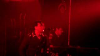 dommin- my heart, your hands