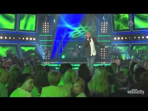 Jay Smith - A Hard Days Night [Idol 2010] [HD]