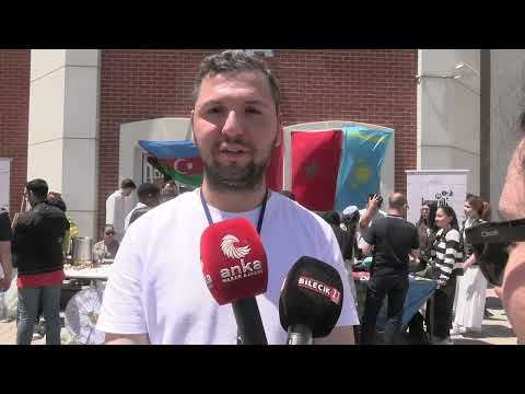 BİLECİK’TE YABANCI ÖĞRENCİLERDEN ERİK DALI ŞOV