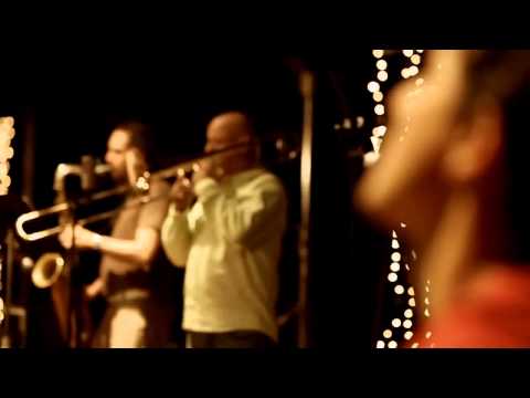 Bacalao Men: El Péndulo - Video oficial