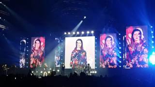 Surrender - Yo estuve - Laura Pausini - Similares Tour - Live in Santiago - 15