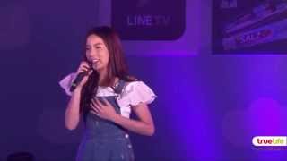 Download lagu คลิป มุก โชว์ร้องเพลง 'มาทันเวลาพอดี' (Ost. Ugly Duckling รักนะเป็ดโง่) mp3