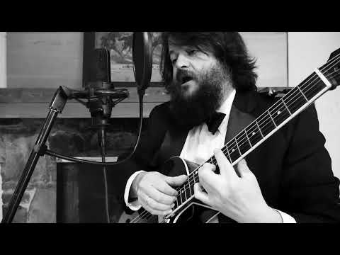 Isto - These Foolish Things (Strachey/Maschwitz)