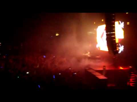 ID - Hardwell @ Vanouver G2G 2013