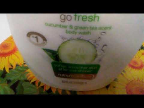 Dove boby wash with cucumber & green tea scent