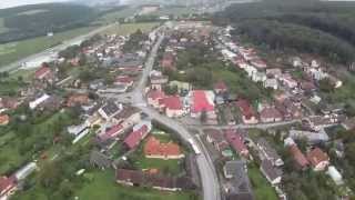 preview picture of video 'DJI F450 over Kralova , Banska Bystrica , Slovakia'