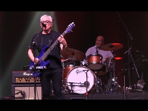 HD - Owner Of A Lonely Heart - Trevor Horn with Dire Straits Legacy - Padua 2018