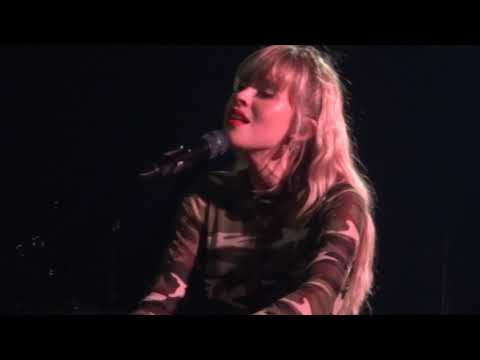 Angèle - J'ai vu (feat. Roméo Elvis) (Live à Bruxelles - Brol Tour, Ancienne Belgique) HD