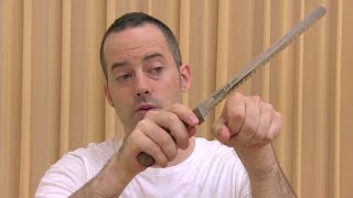 Describing a Knife in English - How to Develop English Fluency and Speaking Confidence