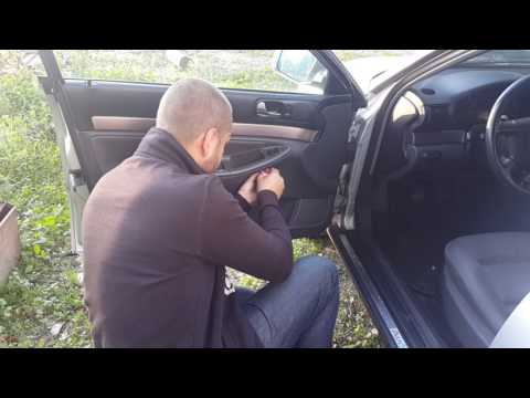 Как снять дверную панель в AUDI A4 B5 кузов