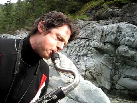 Arrington de Dionyso - Kargyraa/Bass Clarinet at Smith River
