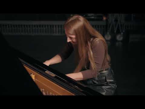 Julia Perminova Trio - Circus