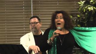 ROBERT GRABOWSKI TRIO WITH WENDY PEDERSEN: holiday songs