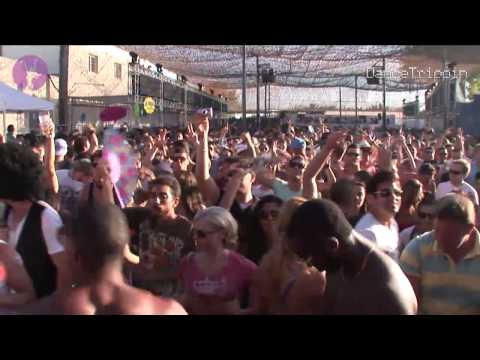 Tripmastaz - Roll Dat [played by Fedde Le Grand]