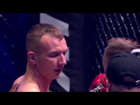 KRYSTIAN "KRYCHA" WILCZAK VS BARTEK "RUBY" BRZEZIŃSKI | CAŁA WALKA | FAMEMMA 3