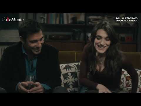 FOLLEMENTE di Paolo Genovese | Clip Sdraiarsi a Tavola