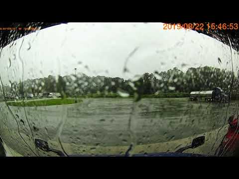 Lightning and thunder a split second apart 08222019