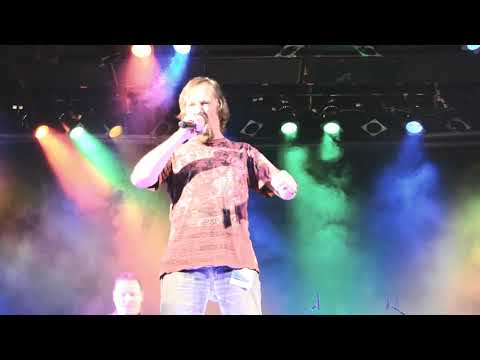 Liquid Nation LIVE at Bogarts, Robb Webb capture and edit.  First 25 minutes.