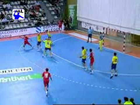 Octavio Pilotes Posada 25 - F.C. Barcelona Borges 34