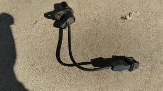 2005 Hyundai Tucson 2.7 crankshaft position sensor replacement part 1