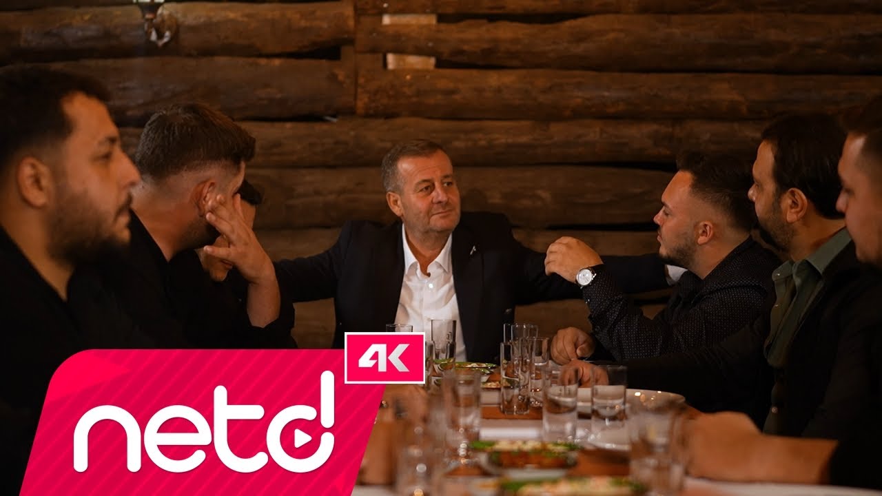 Cahit Ak - Ağlar mı Sandın