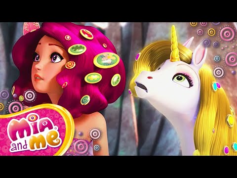 The Dragons Are Circling The Unicorn! - Mia and me - Season 2🦄🌈