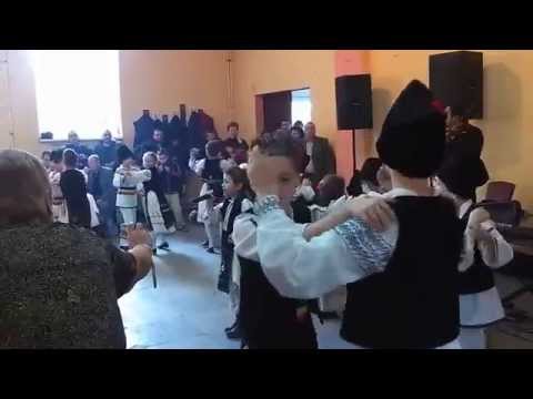 Bianca Crisan si Mugurii la Turda- Revelionul artistilor 2015