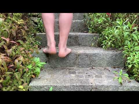 Schwerpunkt Füße: Knick/Senkfüße: Übung: „Alternierender Turmspringer“