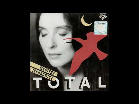 Gdzies miedzy - Martyna Jakubowicz