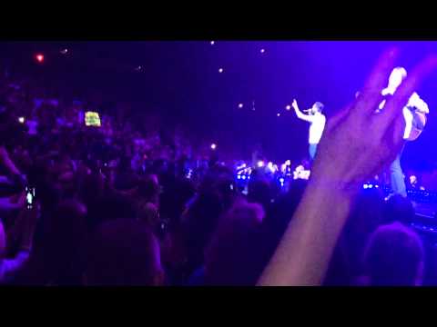 download lagu mp3 mp4 Maroon 5 Concert Ohio, download lagu Maroon 5 Concert Ohio gratis, unduh video klip Maroon 5 Concert Ohio