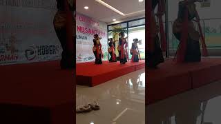 Download lagu tari megat megot mp3 Download lagu tari megat megot mp3