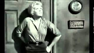 "Náufragos"La Habitación Roja"