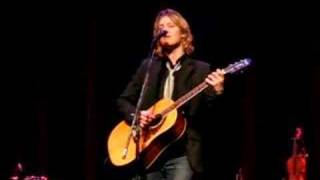 Kalan Porter- Walk On Home