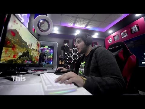 Iraqi gamer turns video game addiction into income