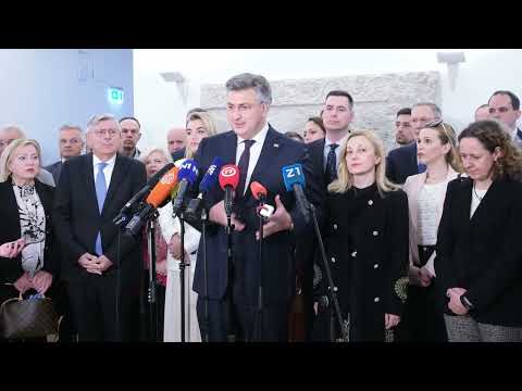 Plenković s partnerima predao liste: Opet odgovarao na pitanje koje mu postavljaju tri godine