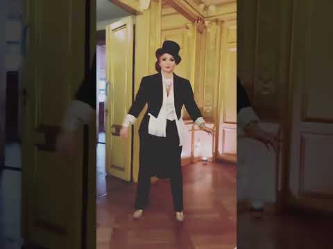 Burlesque, Bohemians & Brunch - Berns