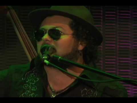 Volver a perdernos - Edgar Oceransky