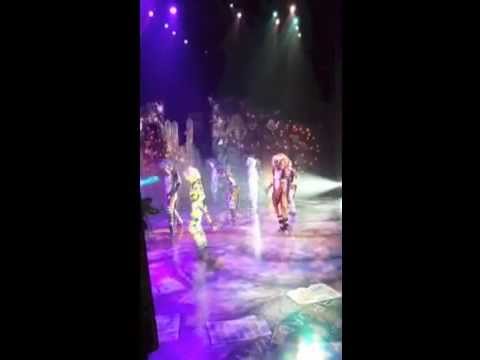 Chryssie Whitehead (Bombalurina) and Nina Schreckengost(Demeter) in CATS at La Mirada Theatre