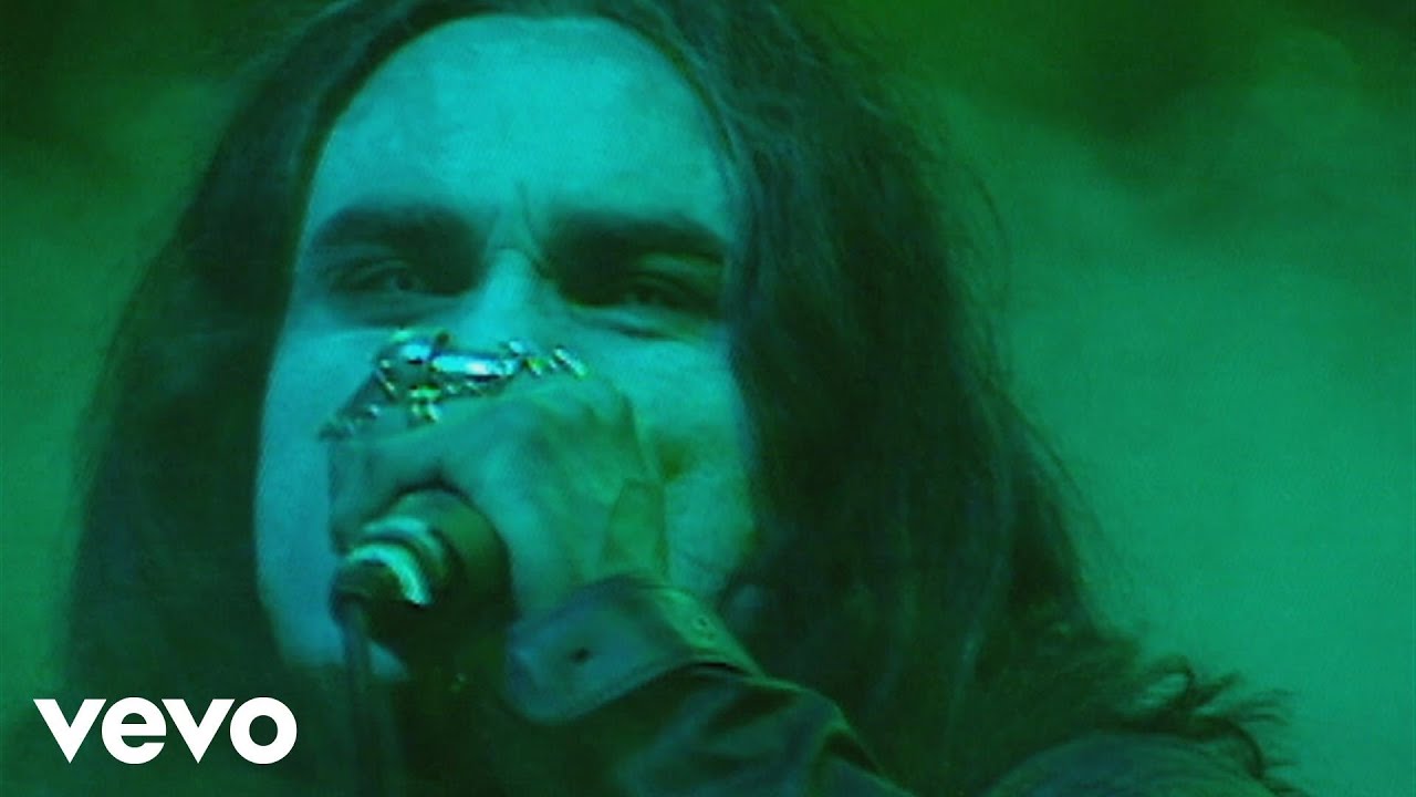 Cradle Of Filth - Dusk and Her Embrace (Live at the Astoria '98) - YouTube