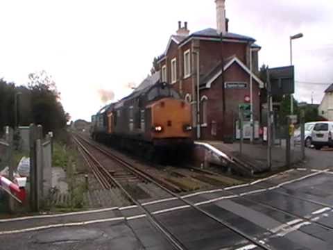 **BEAST** 37038 & 37601 'Class 37 Fifity' Thrash Away From Appledore