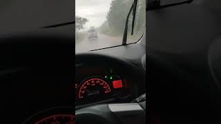 Download lagu story wa hujan lagi nyetir mobil mp3