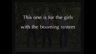 The Downtown Fiction - Super Bass (Lyric Video)