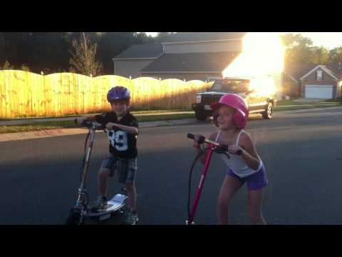 Scooter Race: Razor Spark vs. Pink Razor, Who wins?