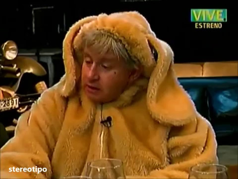 Mago ralph homenajea a Chile en canal hv Felipe Izquierdo