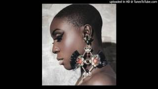 Laura Mvula _ Flying Without You (Islington Assembly Hall, London, 22.03.16)
