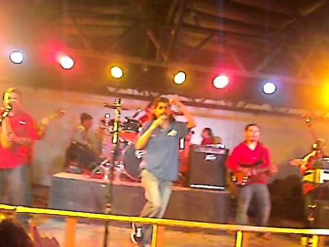 EL PEGA PEGATITERE - ALAMO 30-ABRIL-2011