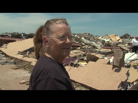6pm: Women in Oklahoma describe being trapped in tornado debris